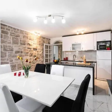 D. Maria With Sea View And Private Pool *