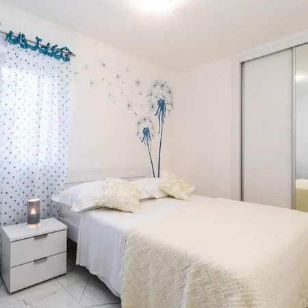 D. Maria With Sea View And Private Pool