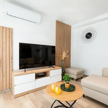 Holiday home D. Maria With Sea View And Private Pool